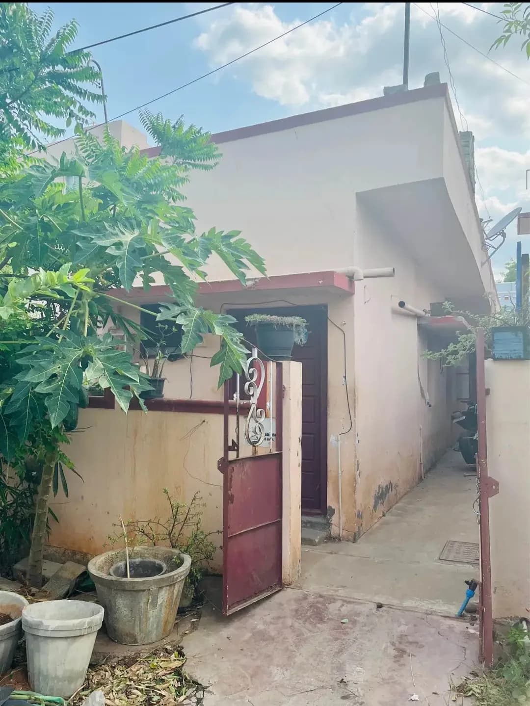 900 Sq.Ft Land with RCC House for Sale – Kalapatti / Cheran Ma Nagar